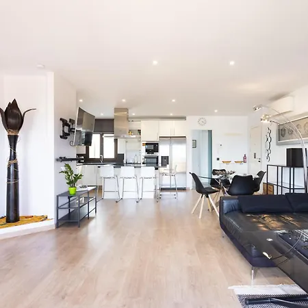 Home2book Chic Penthouse With Terrace, Cruz Apartment